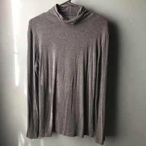 Lock and Love turtleneck size XXL